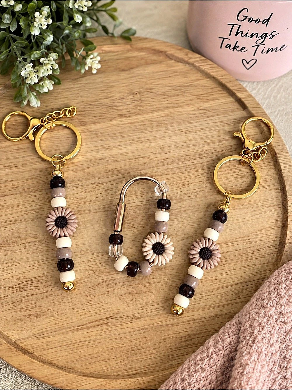 Beaded Floral Keychain Set in Gold & Brown